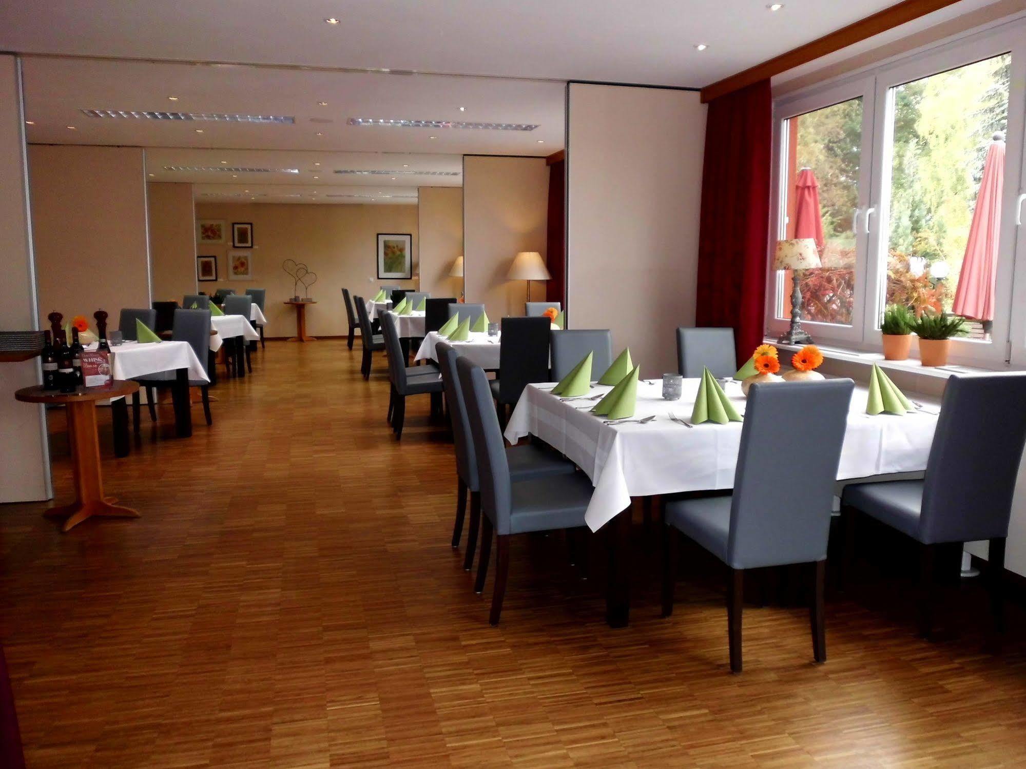 Hotel Rosenstadt Forst Forst  Exterior foto