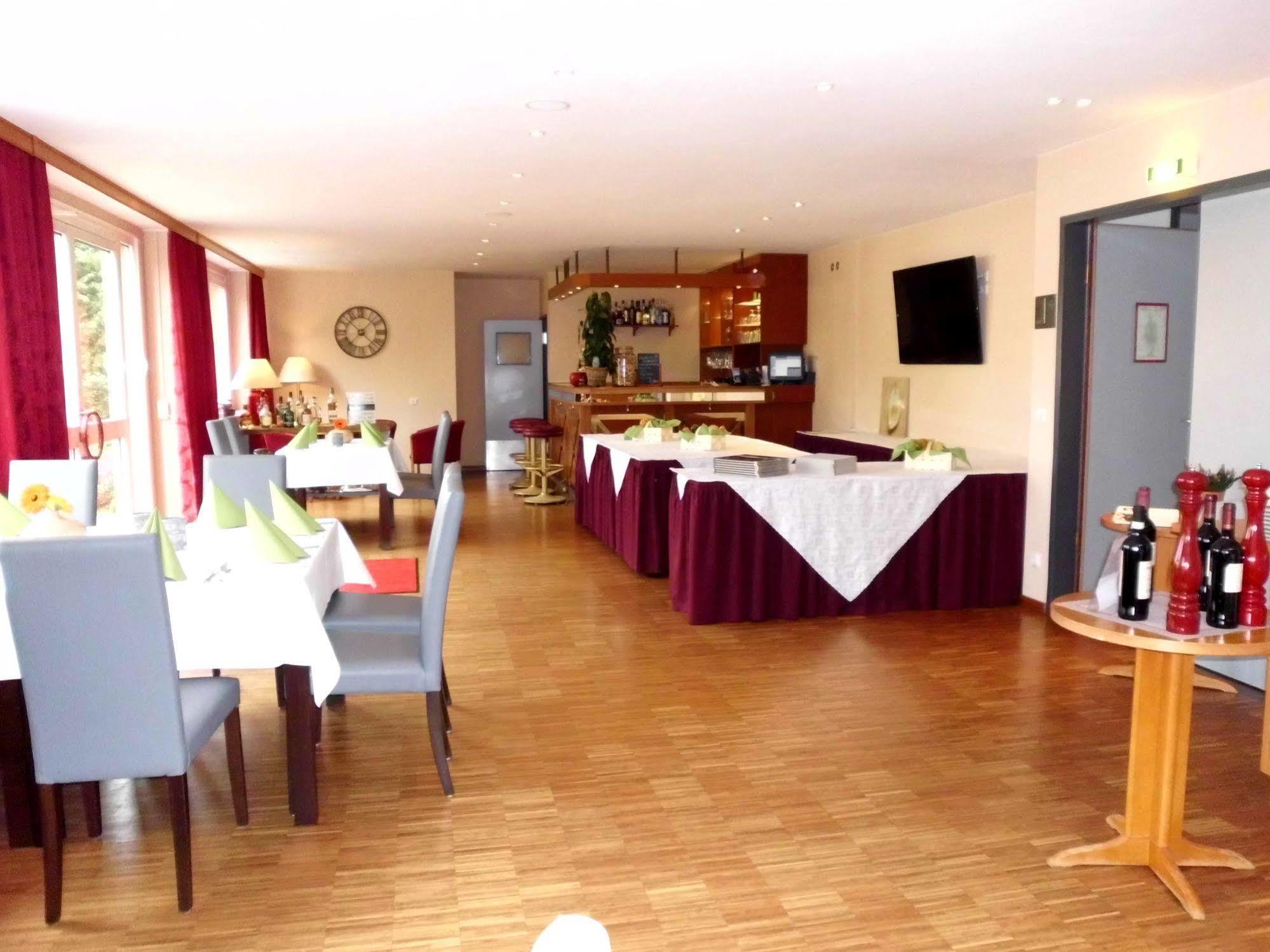 Hotel Rosenstadt Forst Forst  Exterior foto